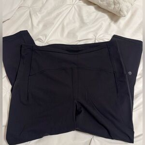 Lululemon Leggings (Capris)